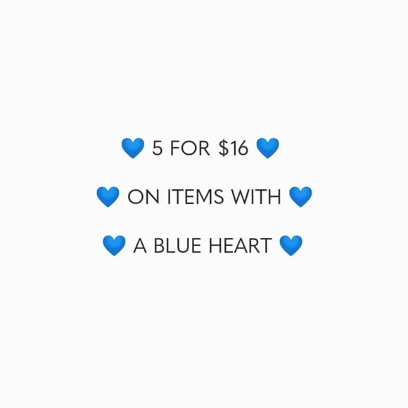 💙 5 / $16 ON CLOTHING WITH 💙 - Picture 1 of 1